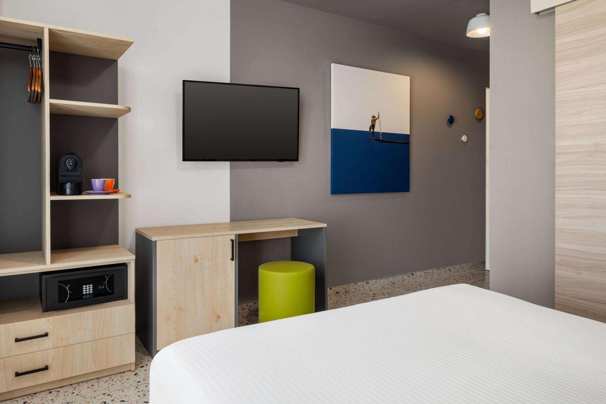 Saint Julian's Quadro Hotel, Trademark Collection By Wyndham מראה חיצוני תמונה