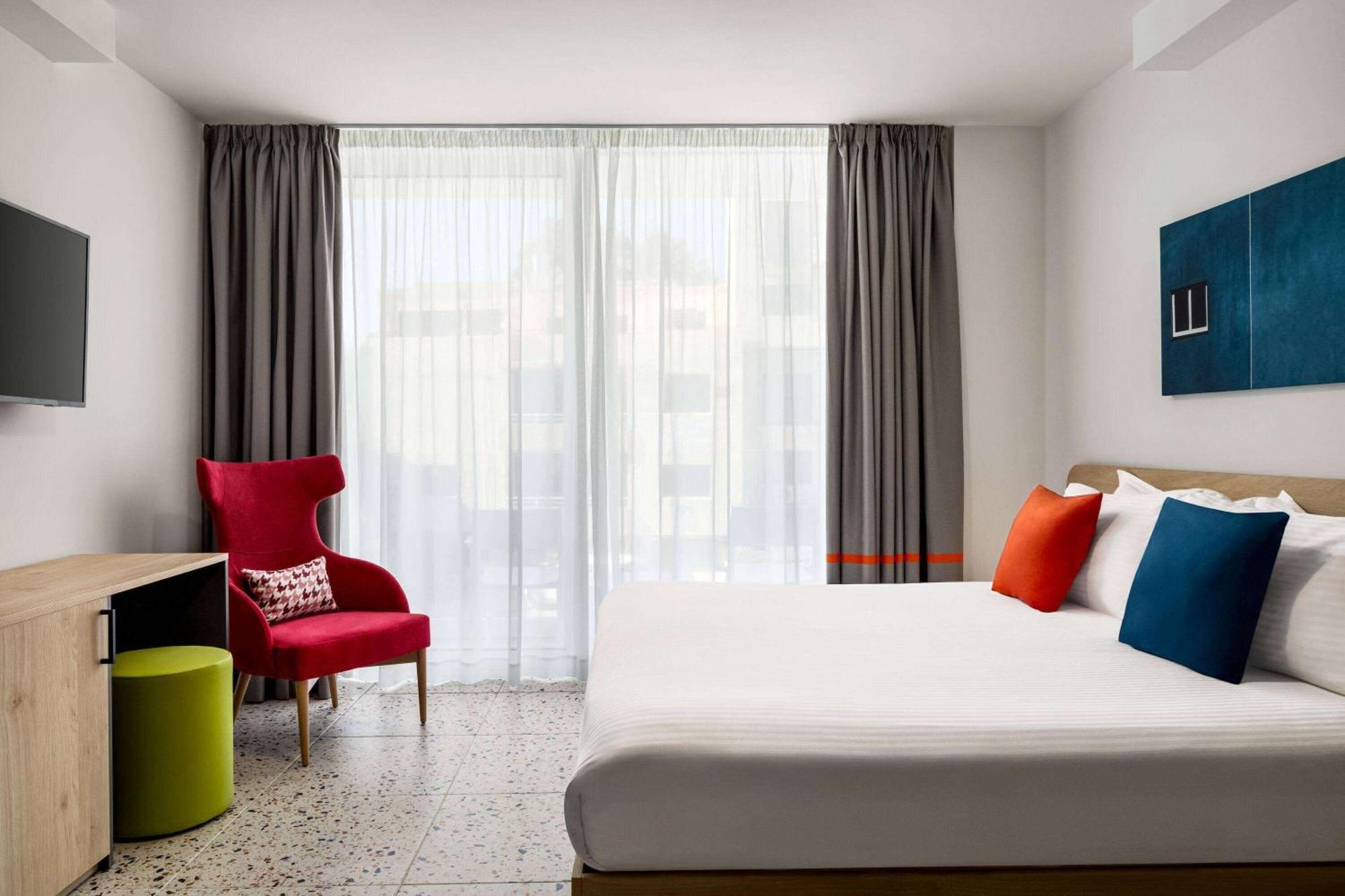 Saint Julian's Quadro Hotel, Trademark Collection By Wyndham מראה חיצוני תמונה