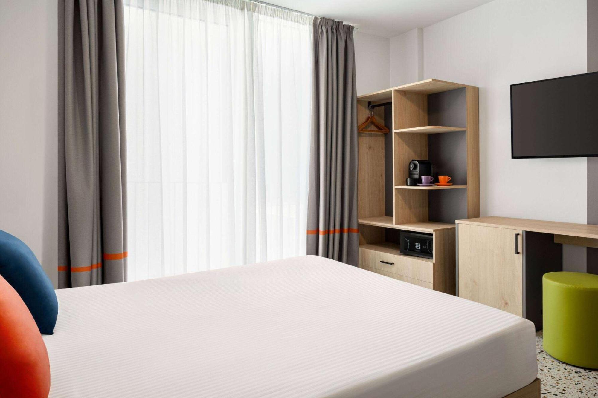 Saint Julian's Quadro Hotel, Trademark Collection By Wyndham מראה חיצוני תמונה